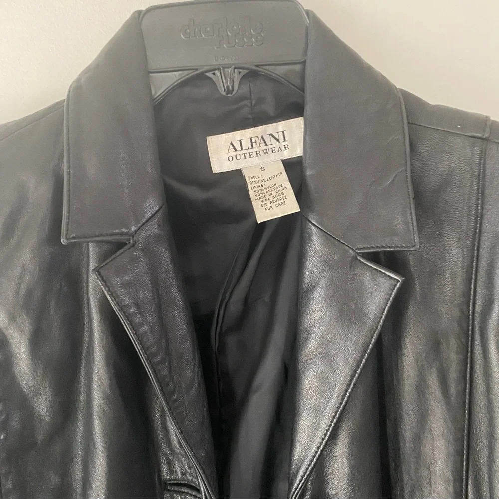 Alfani vintage black leather trench coat size small perfect jacket - Picture 3 of 4